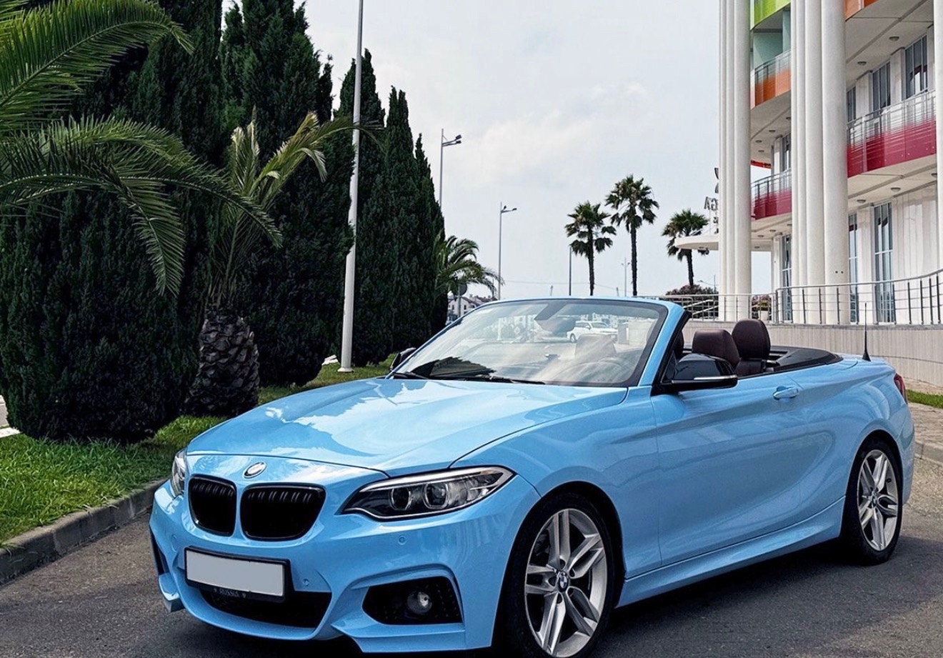 Прокат кабриолета в Геленджике — BMW 2 Cabrio (синий), фото 1