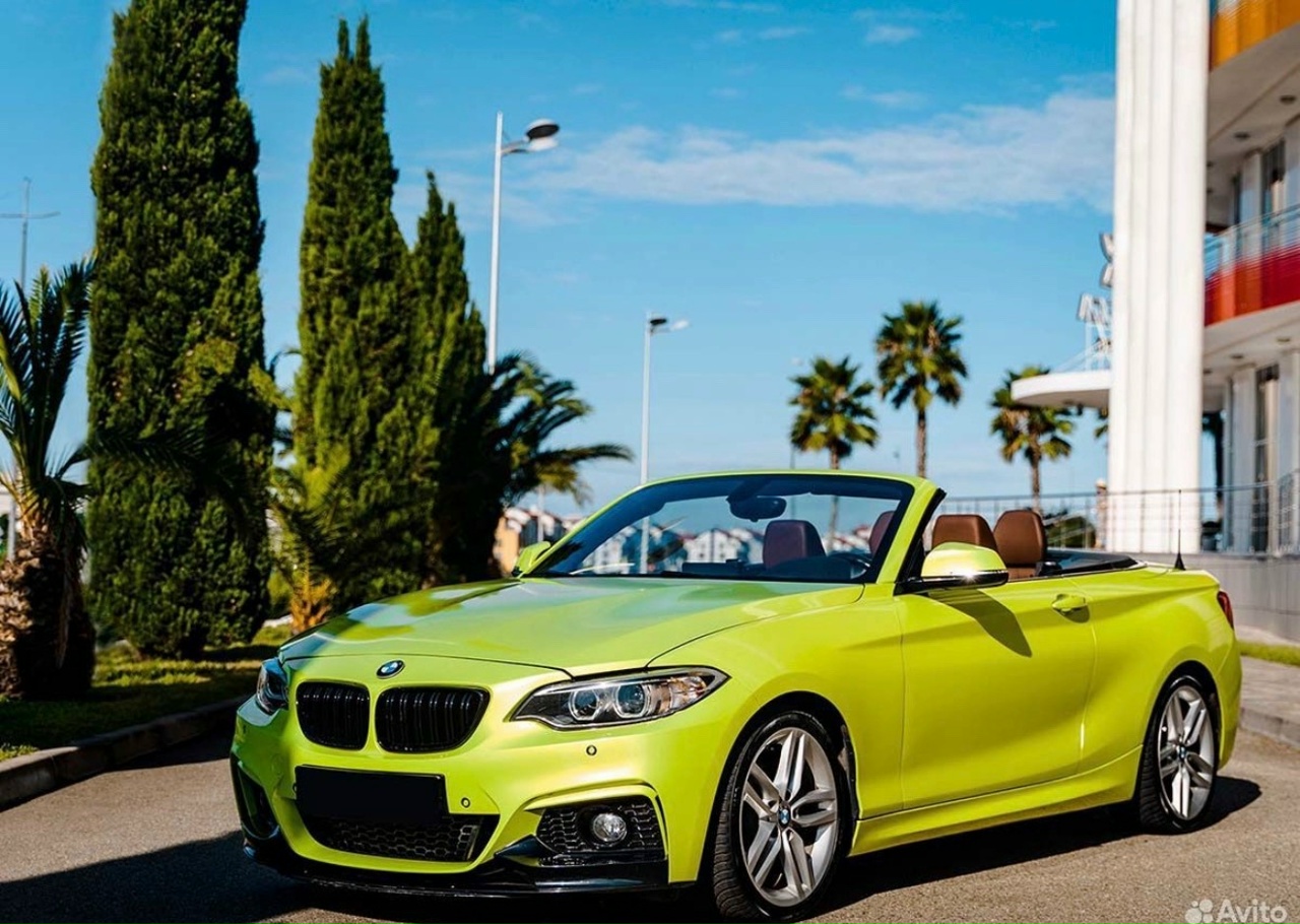 Прокат кабриолета в Геленджике — BMW 2 Cabrio (матовый лайм), фото 1